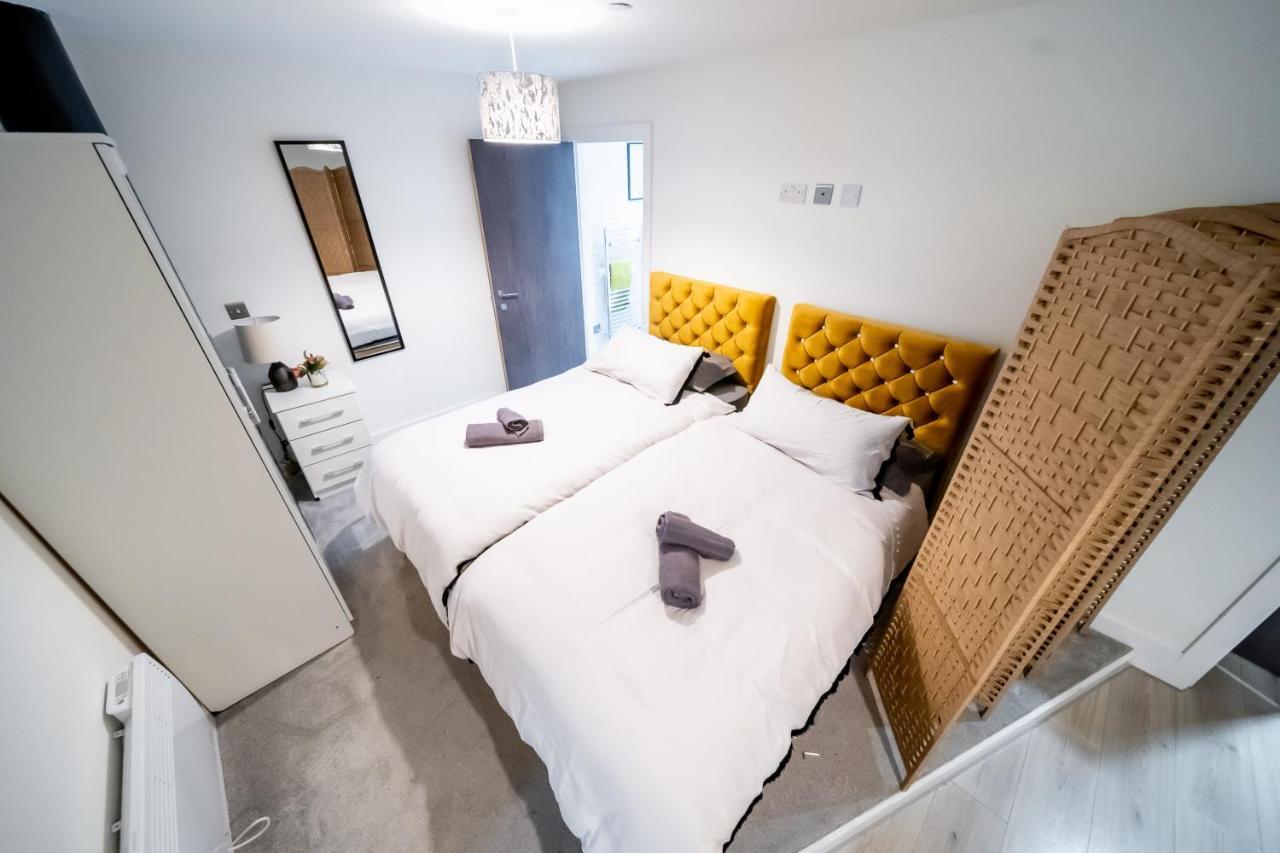 Bv Spacious 1-Bedroom Apartment Close To Town Center - Sleeps 6 브래드퍼드 외부 사진
